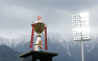 BCCI Sets INR 4.85 Crore Reserve Price for Title Rights as Talks With Potential Sponsors Begin