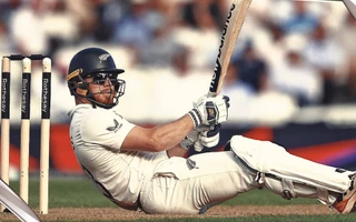 [WATCH] ‘Keeps my head on’ - Glenn Phillips reveals why he opted to wear sunglasses against Jofra Archer