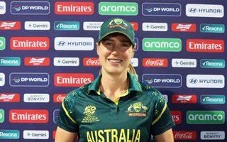 Ellyse Perry fifty steers Australia to two-wicket win over New Zealand Women in 1st T20I
