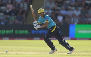 Warwickshire captain Sam Hain ruled out of One-Day Cup with knee injury
