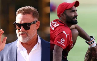 Matthew Hayden backs Dinesh Karthik for CSK head coach role after Stephen Fleming's exit