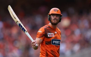 Finn Allen joins Melbourne Stars on three-year deal for BBL|16