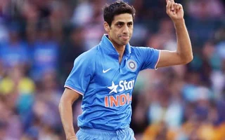 Ashish Nehra of India Indian players