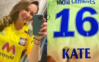 Kate Cross and CSK jerssey